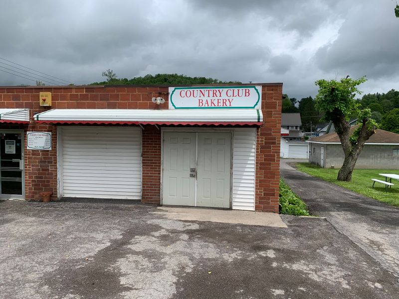 The First Whiff On Country Club Road