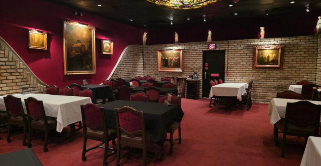 This Florida Restaurant Serves a Filet Mignon You’ll Crave for Weeks