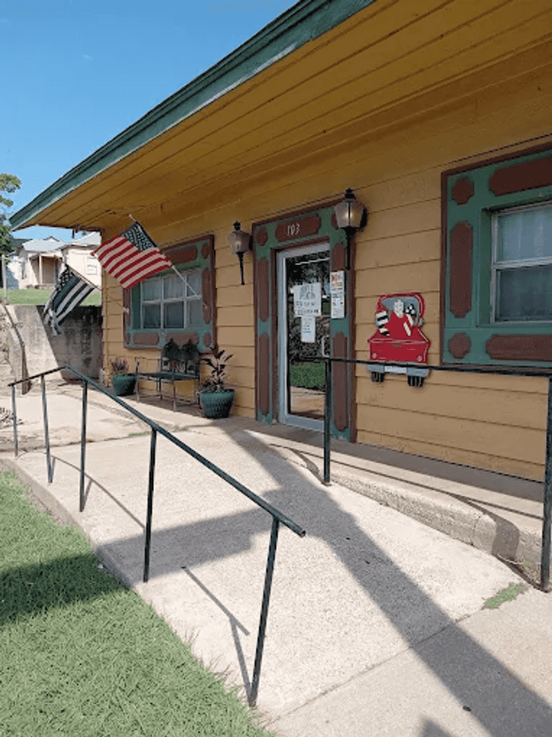 A Purcell Institution on Washington Street