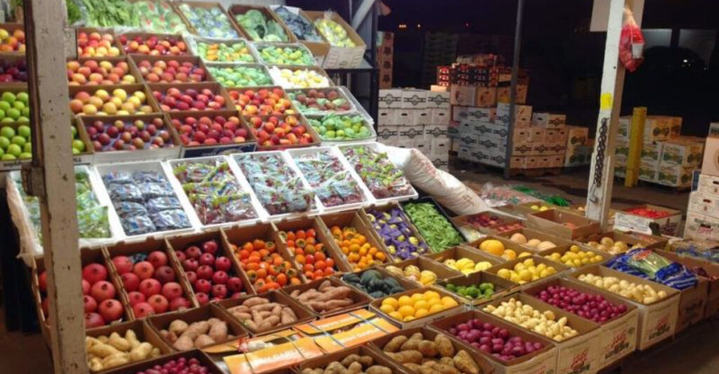 This Massive Flea Market Is a Treasure Hunter’s Paradise You Can Explore All Day