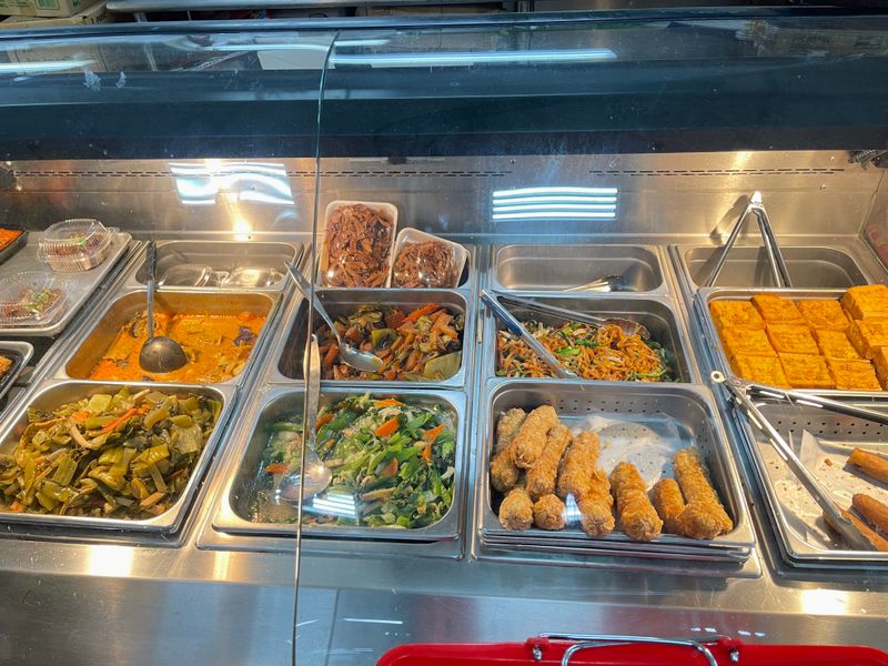 The Food Court That Feels Like Street Dining in Asia