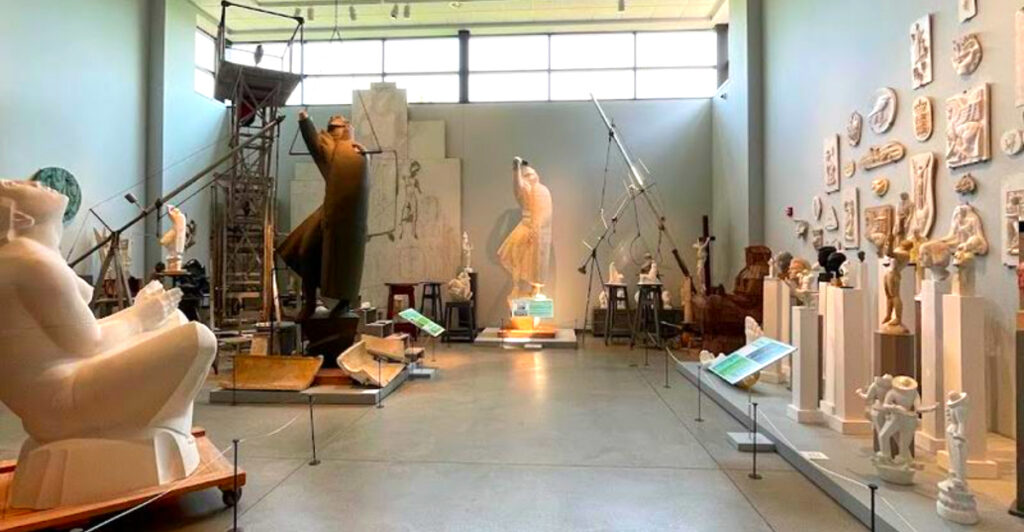 This Michigan Art Museum Extends Beyond Its Walls