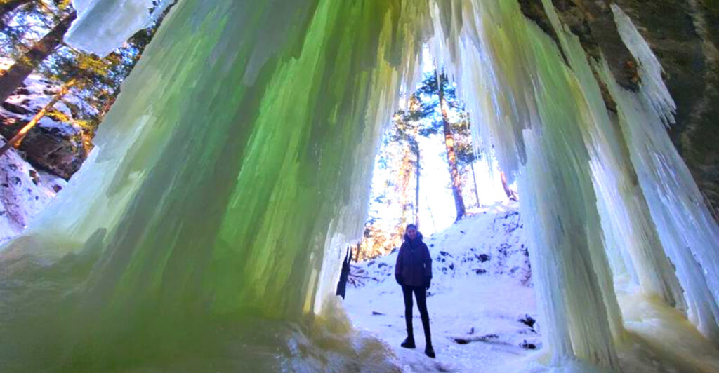 This Michigan Ice Cave Only Appears When Winter Is Just Right