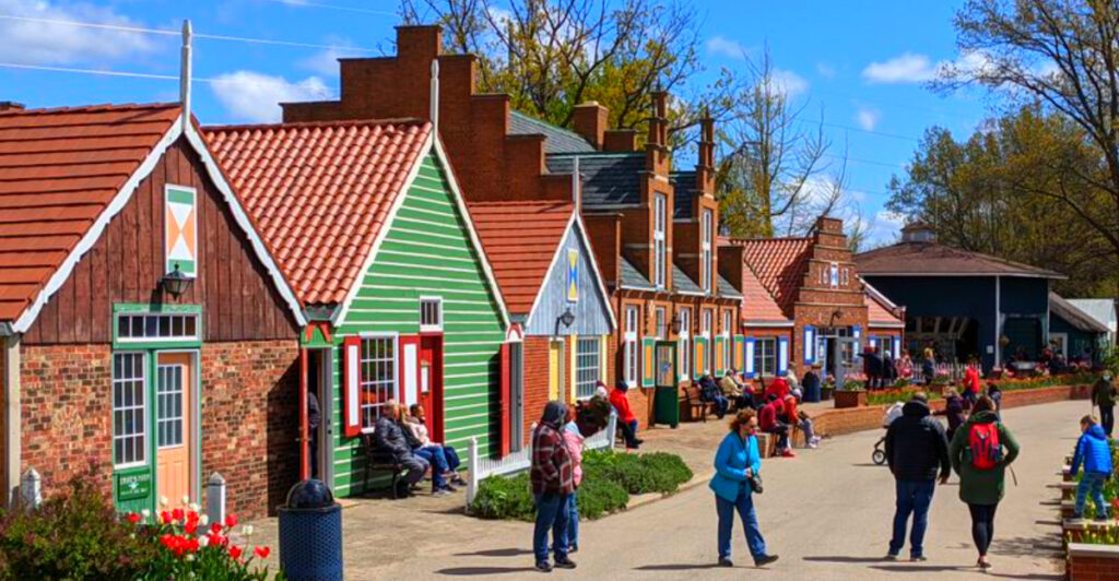 This Michigan Road Trip Takes You to 12 Unforgettable Stops