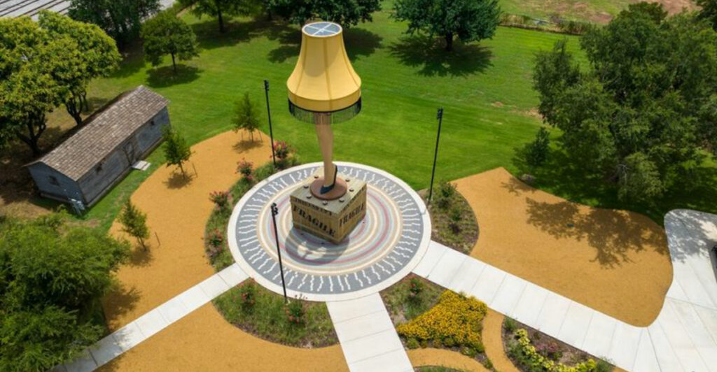 This Oklahoma Landmark Is a Laugh-Out-Loud Tribute to a Holiday Movie Favorite