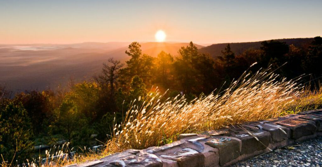 This Oklahoma Scenic Drive Is a Dream for Anyone Who Loves the Outdoors