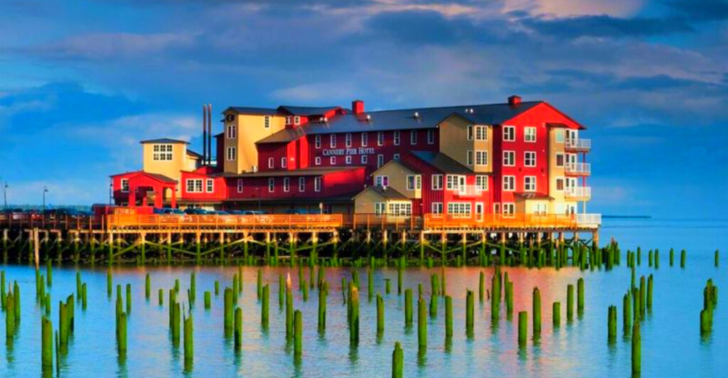 This Oregon Coast Town Is Where Californians Are Heading