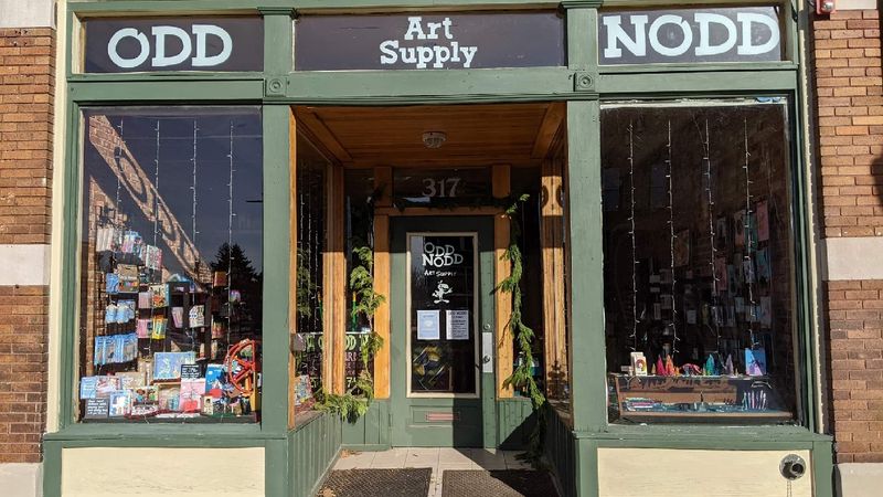 The Address and Setting in Old Town Lansing