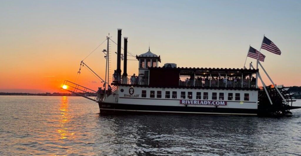 This Relaxing River Cruise In New Jersey Is One Of The Best Hidden Gems