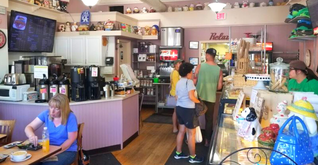 This Small-Town Michigan Bakery Is So Good, Visitors Stock Up Before Heading Home
