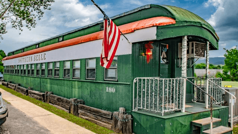 Dining Inside Railroad History
