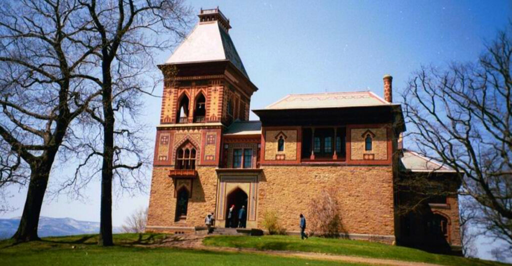 This Upstate New York Village Is Stealing the Spotlight From Bigger Cities