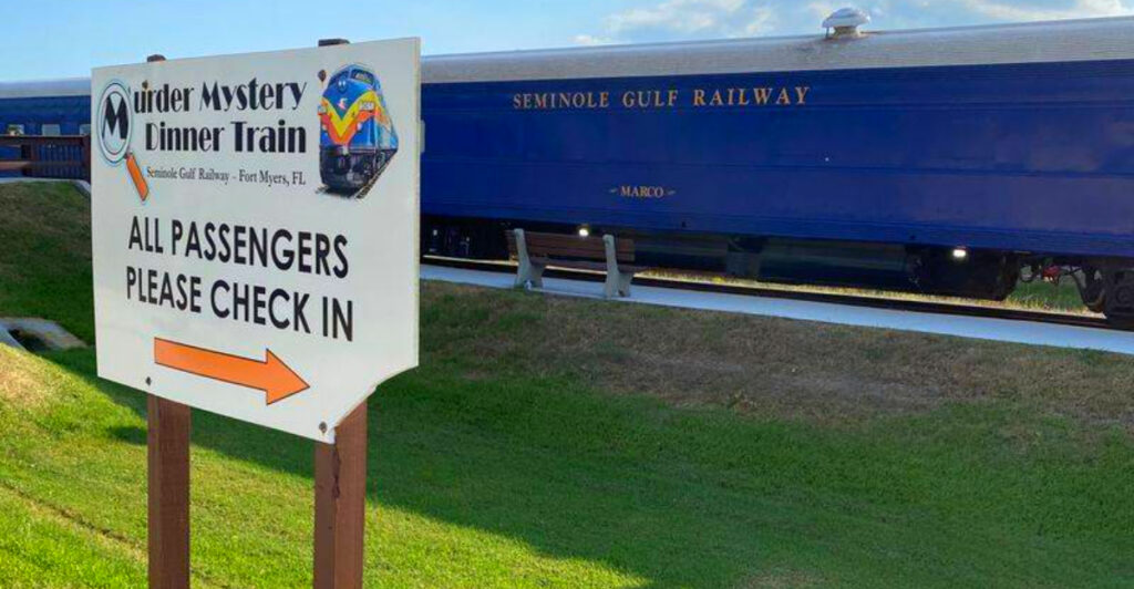 This Vintage Train Dinner in Florida Feels Straight Out of an Agatha Christie Mystery