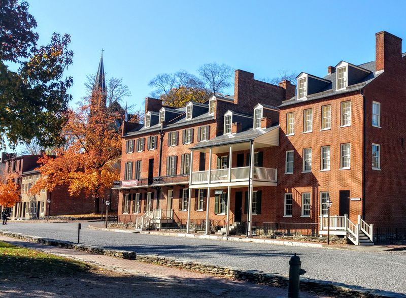 Lower Town Streets and Shopfronts