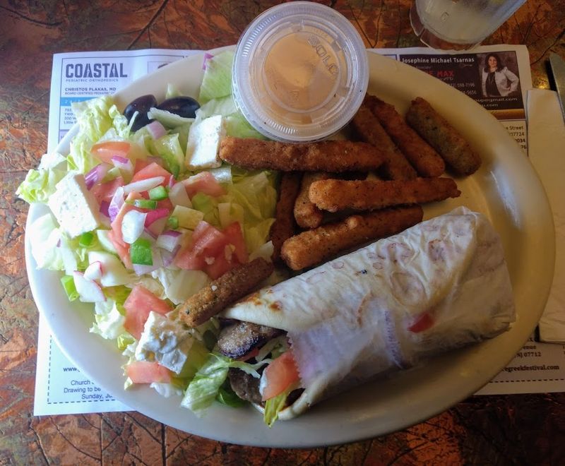 The Gyros and Chicken Atimo That Loyal Regulars Swear By