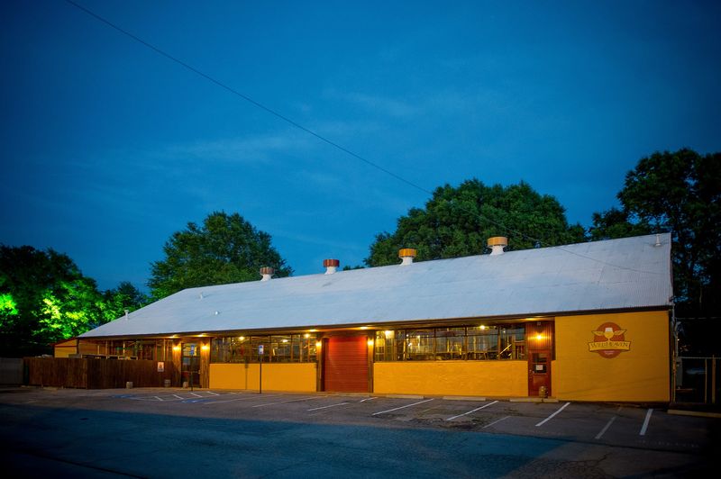 Wild Heaven Beer Avondale & Al's Pine Street Market Kitchen - Avondale Estates, GA