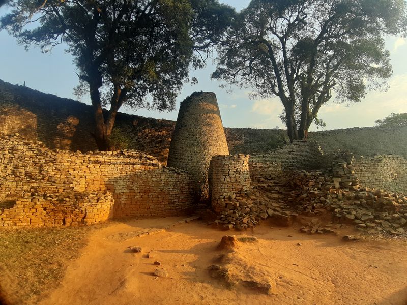Great Zimbabwe — Stone City of the Shona Kingdom (Zimbabwe)