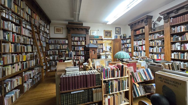 Detroit Context And Nearby Moments