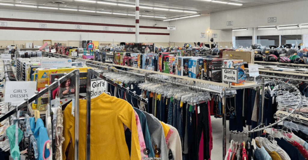 Treasure Hunters Lose Track of Time Inside This Massive Oklahoma Store