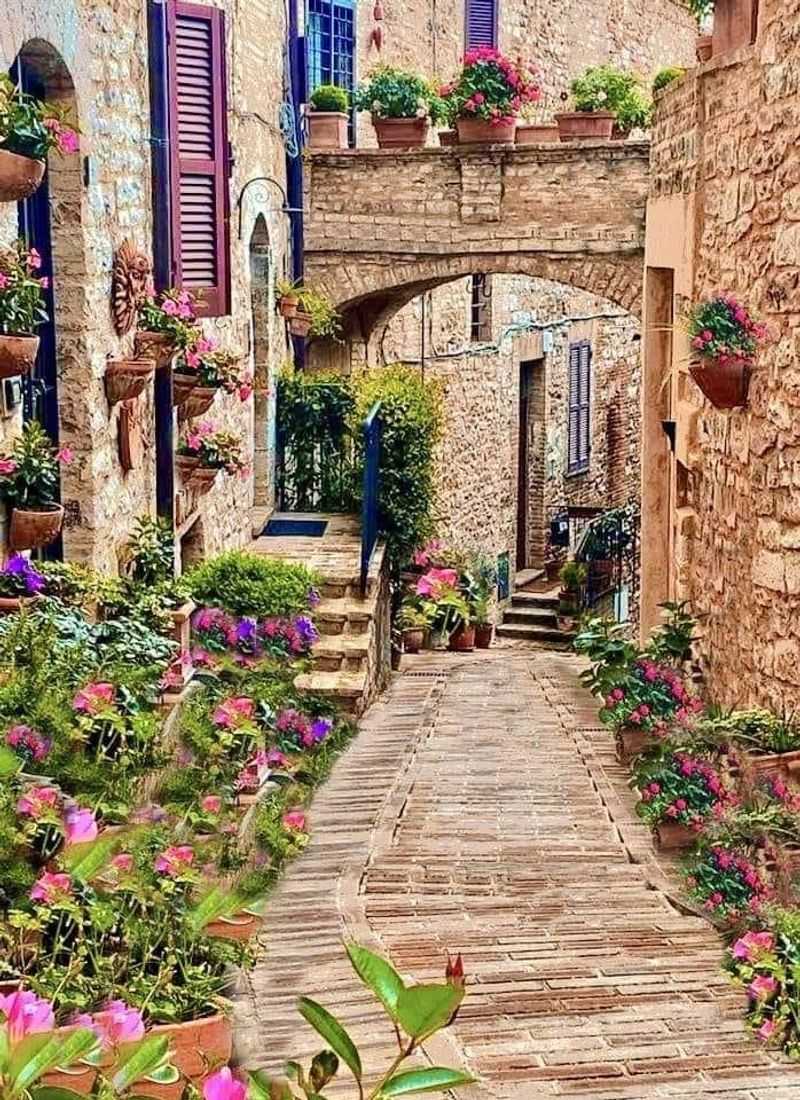 Spello — Hilltop Harmony in Umbria