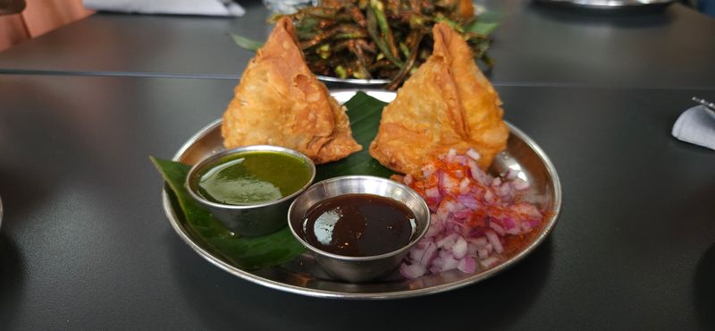 Samosa Chaat Sweet Heat
