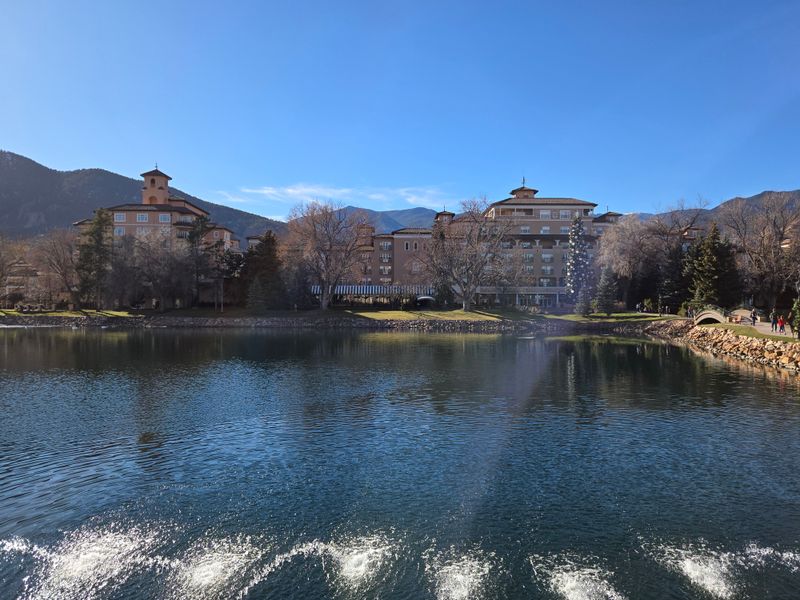 Parting Ritual: The Slow Stroll