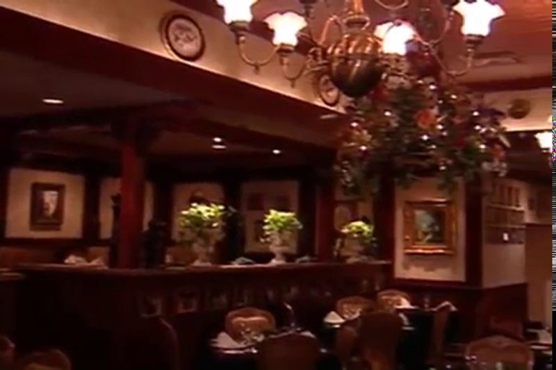 Live Music That Sets The Mood