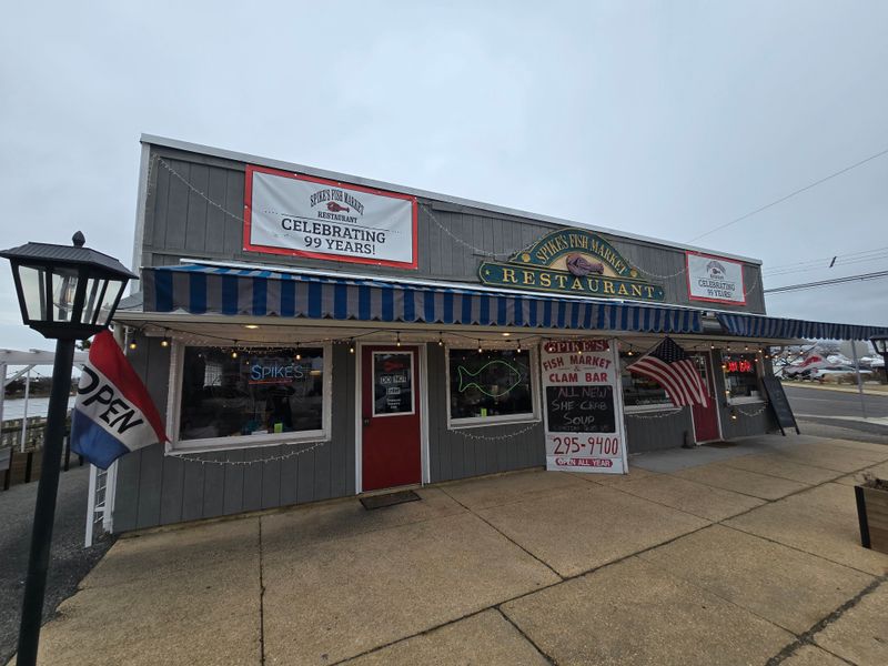 Spike's Fish Market & Restaurant - Point Pleasant Beach