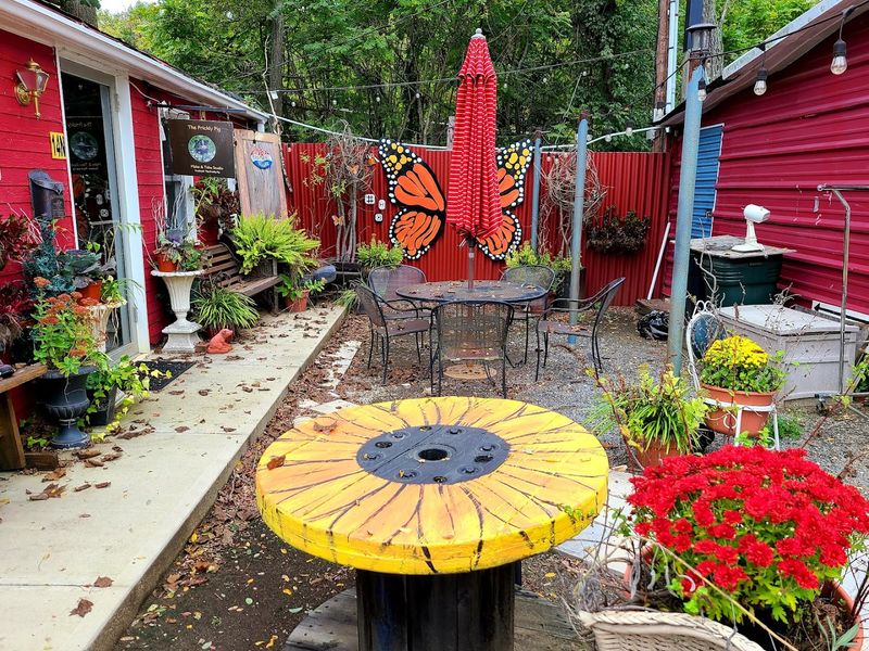 Plants, Produce, and Fresh Finds