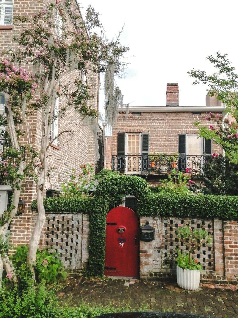 Explore the Historic District’s Squares Without the Rush