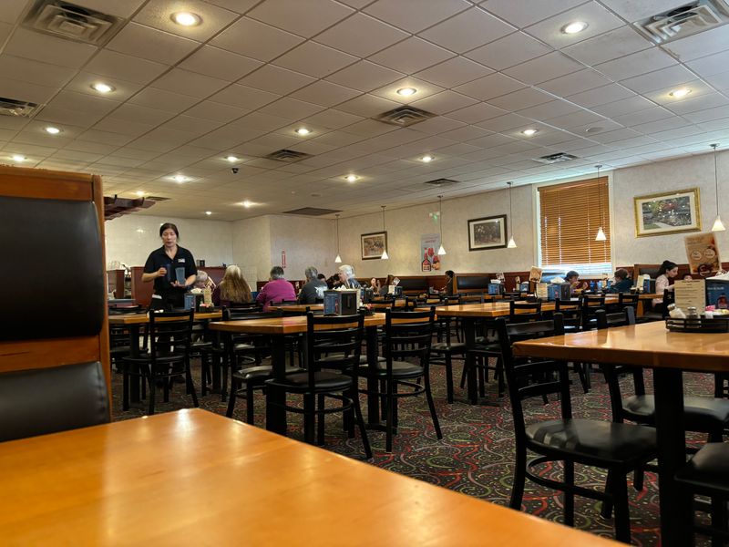 Service Vibes And Smart Timing