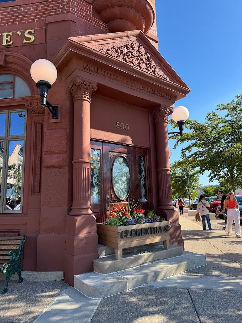 Timing Your Visit Like A Pro