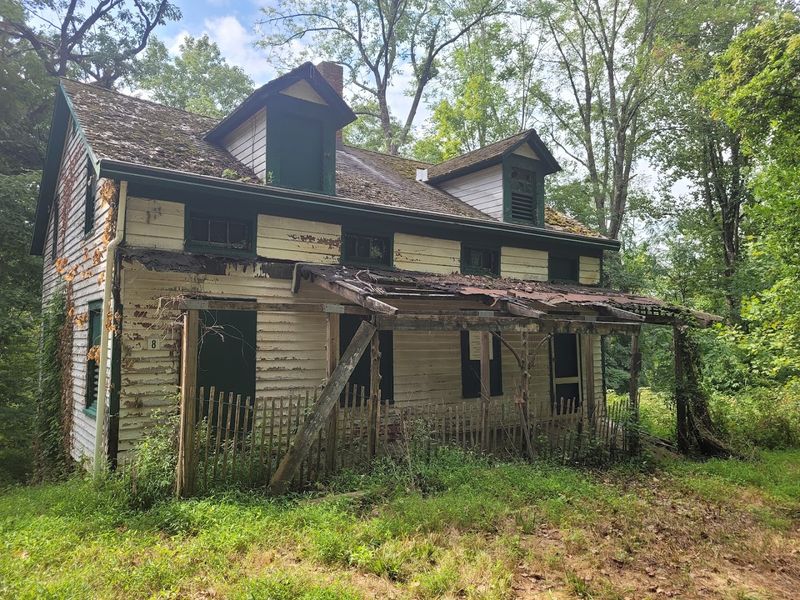 The Story Behind the Village of Feltville