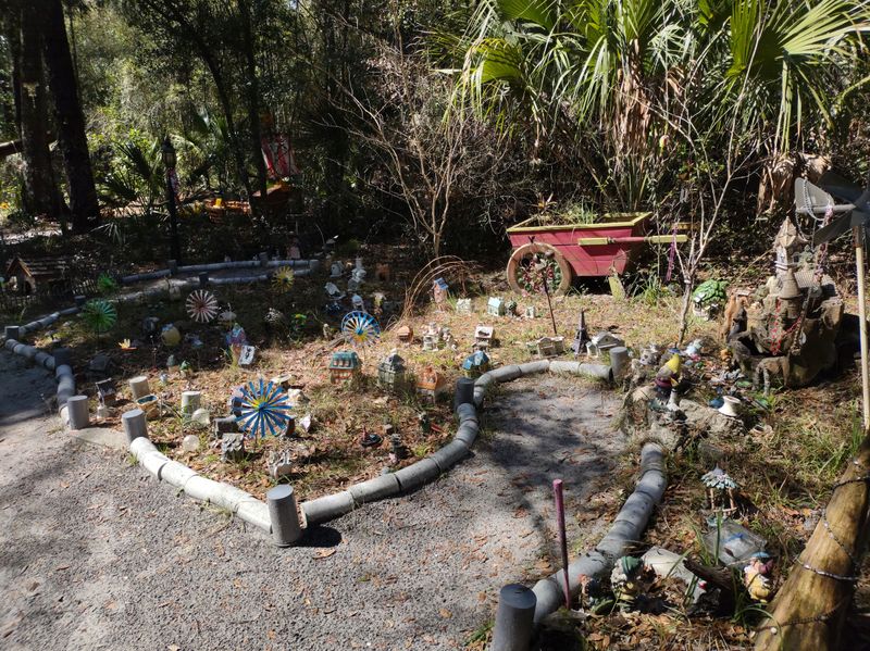 Trinkets and Treasures at Every Turn