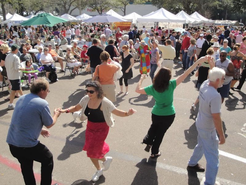 A Market with a Long Community Tradition