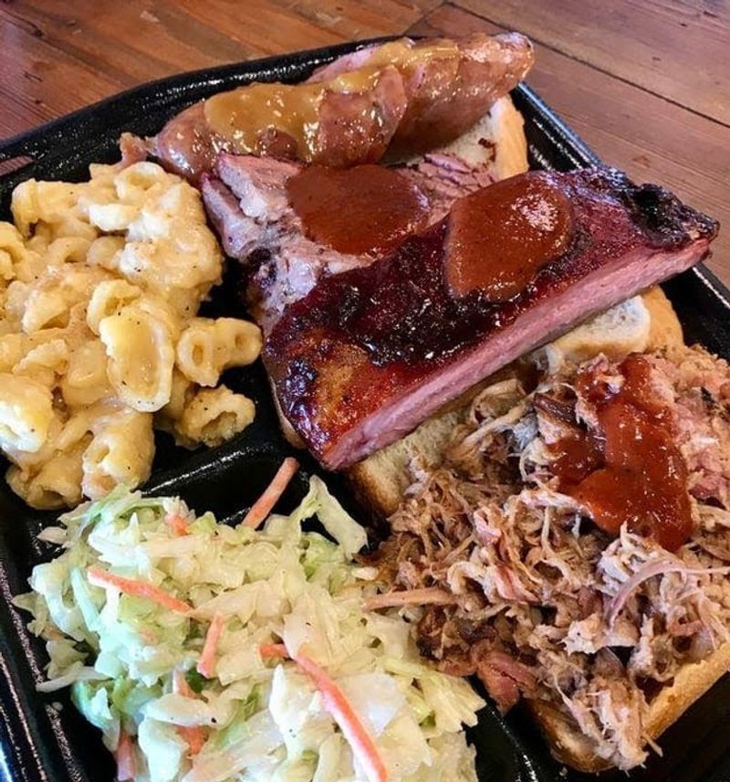 Willard's Real Pit BBQ (Chantilly + Reston) - NoVA's wood-smoked standby