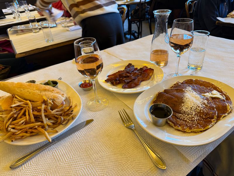 Weekend Brunch Energy