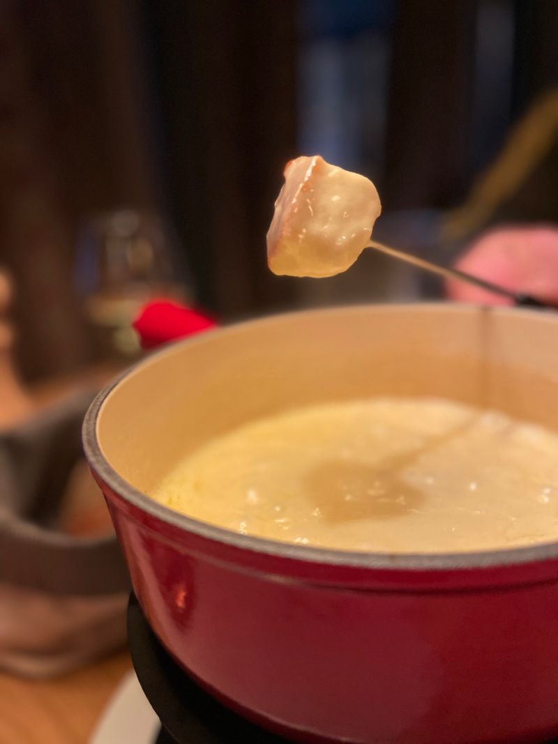 Local Fondue & Alpine Cuisine Experiences