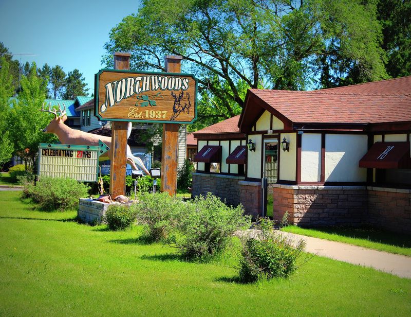 Northwoods Supper Club, Fifield