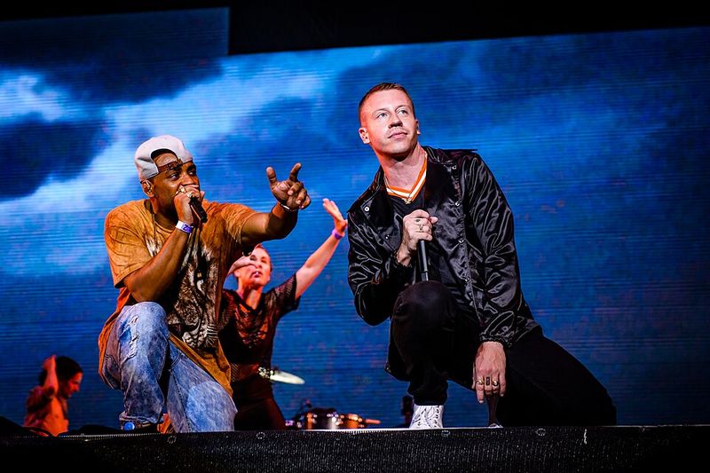 “Thrift Shop” – Macklemore & Ryan Lewis (2012)