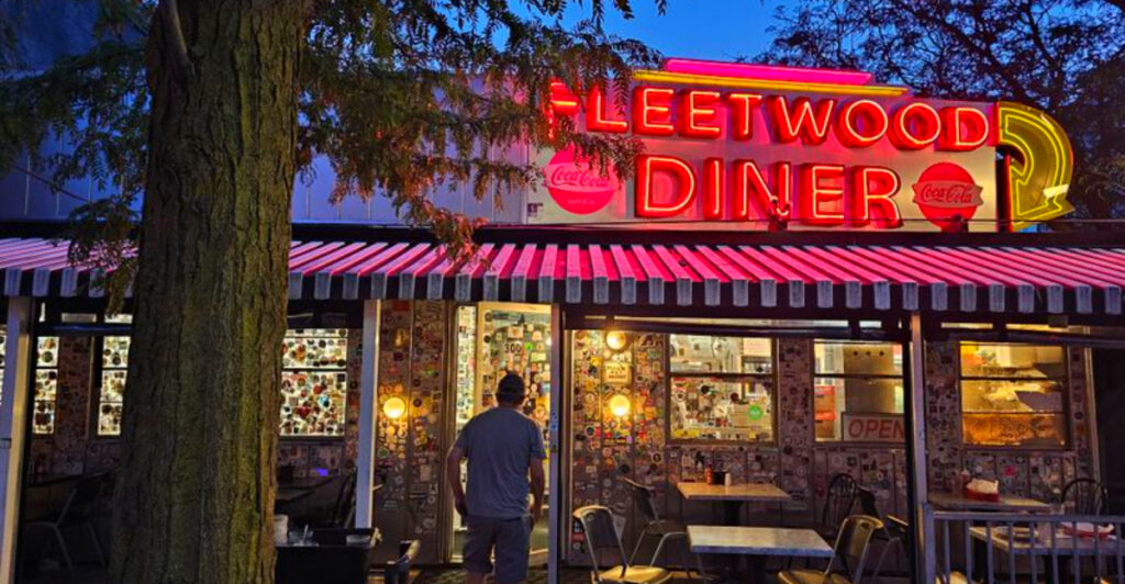 10 Old-School Diners in Michigan That Are Still Going Strong