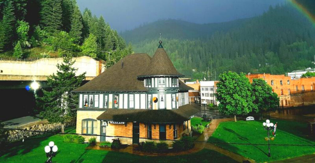 12 Old Mining Towns That Reinvented Themselves