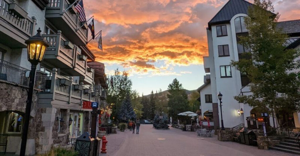 12 US Mountain Towns That Are Perfect in Every Season