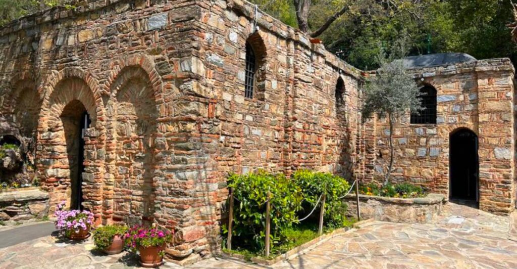 13 Christian Sites You’d Never Expect to Find in These Countries