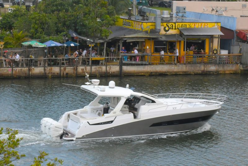 Le Tub Saloon – Hollywood