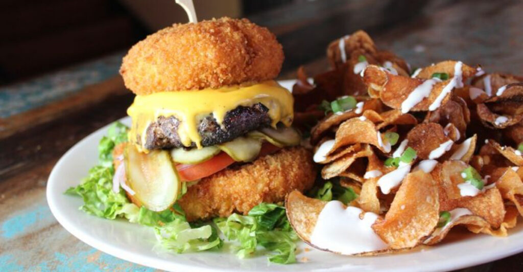 13 Florida Burger Joints That Beat the Big Chains Every Time