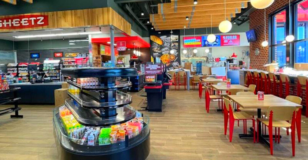 14 Convenience Stores That Quietly Became America’s Best Unexpected Food Stops