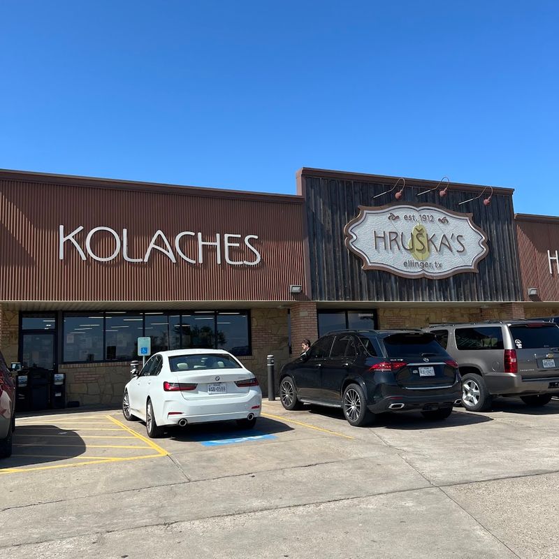 Hruska’s Kolaches & Sausage – Ellinger, Texas