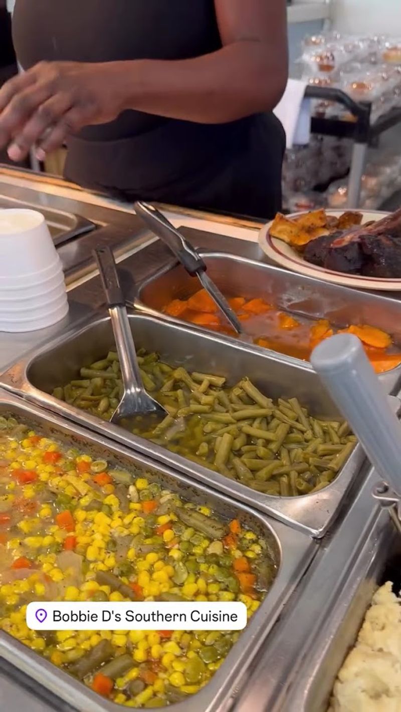 Bobbie D's Southern Cuisine — Little Rock