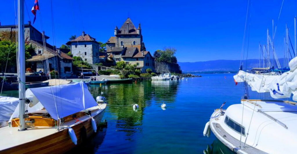 15 Charming French Villages That Capture True French Life
